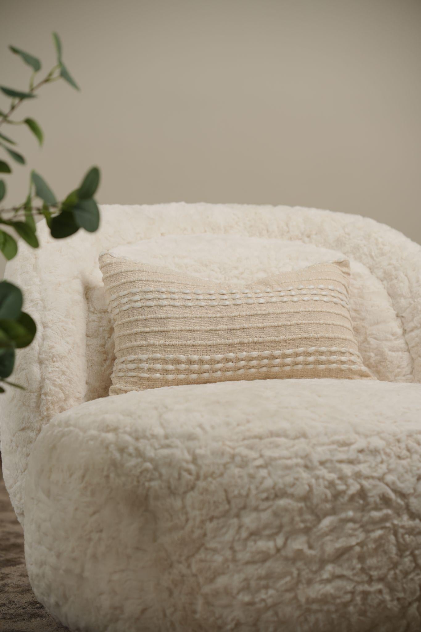 Lumbard Cushion WHite beeds strips