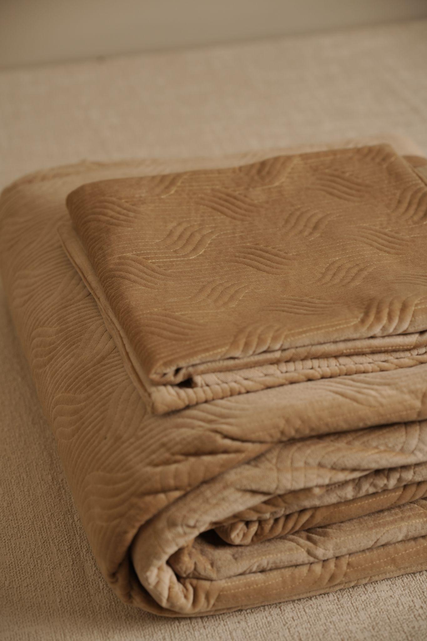Bedcover/Quilt Mushroom beige Cotton Velvet+3 euro shams