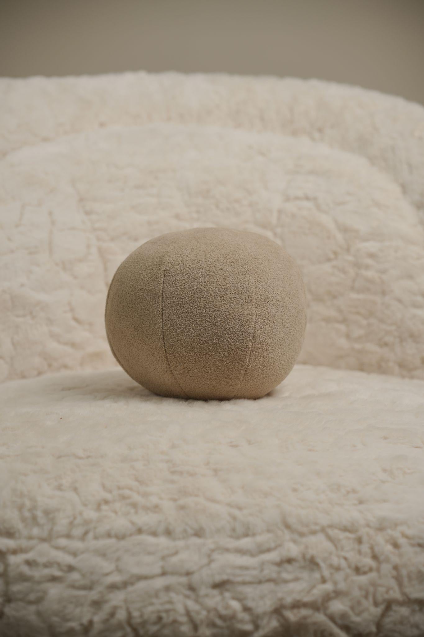 Boucle Orb White