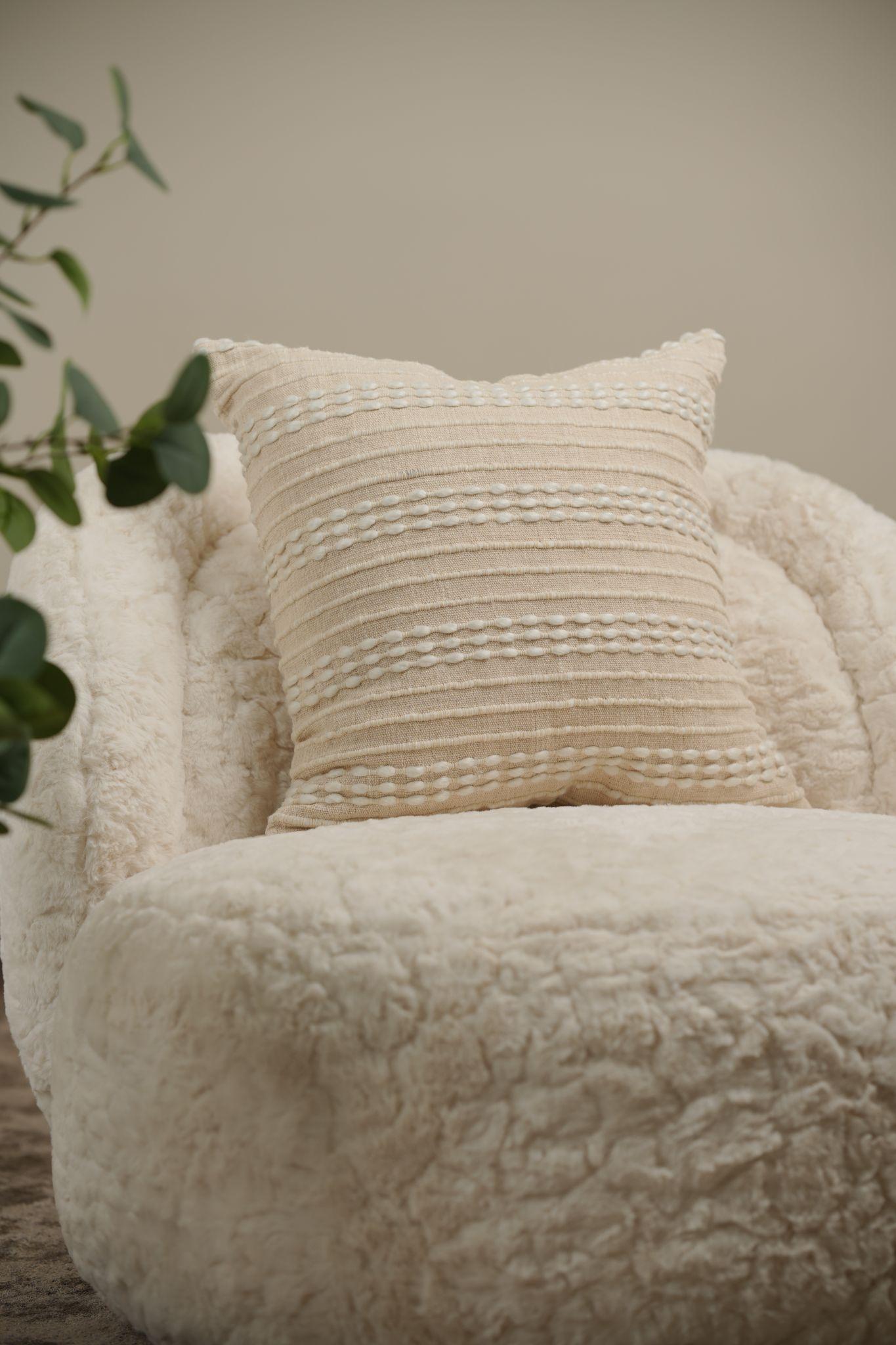 Cushion threadwork white and beige