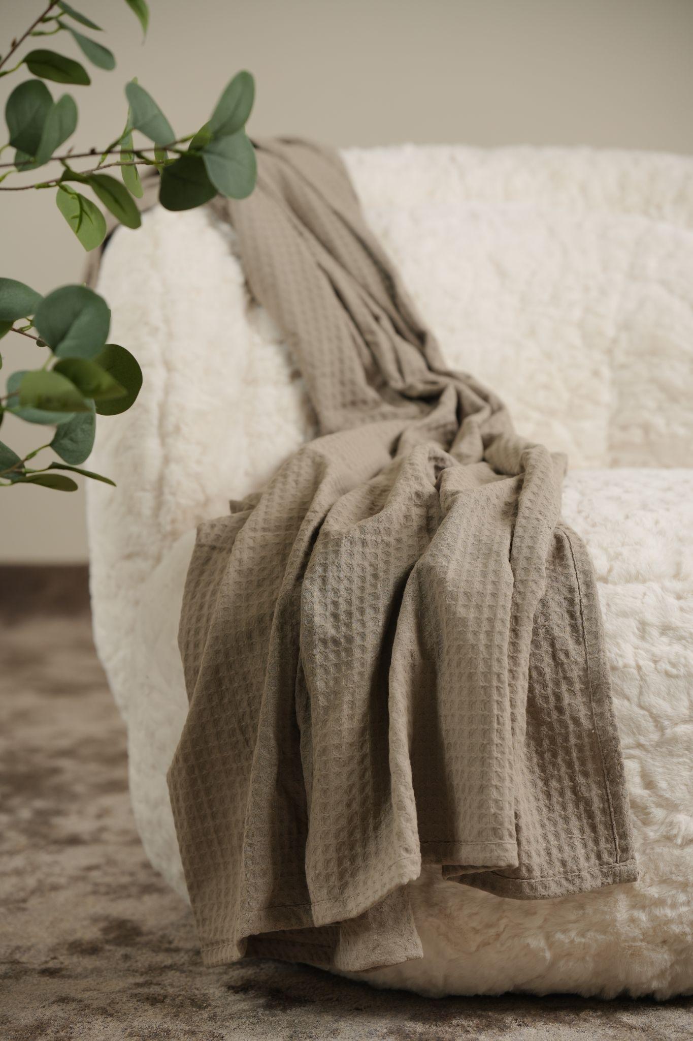 Sofa throw Deep grey waffle
